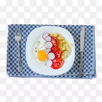 早餐煎蛋吃食物烹饪.毛巾上的早餐