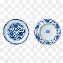 蓝白色陶器设计师-荷花枝条上的浅蓝白色盘子