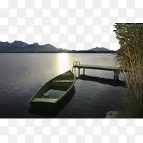 霍芬西渡船-落日在孤独的木筏上