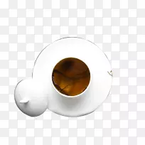 咖啡杯灰茶猪油蘑菇汤