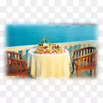 巴厘岛椰子海滩度假村游轮桌