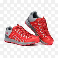 红色网布状运动鞋