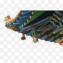 中国传统彩色雕刻铃铛屋檐