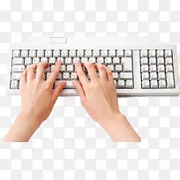 键盘打字的手