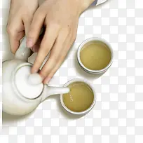 倒茶