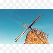 破旧的荷兰风车磨坊海报背景