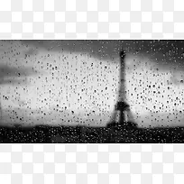 窗户外的巴黎埃菲尔铁塔