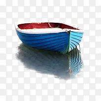 蓝色湖边的小船