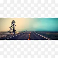 公路雾天唯美梦幻背景banner
