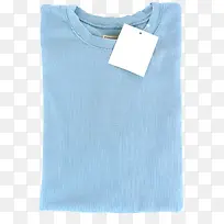 天蓝色T恤