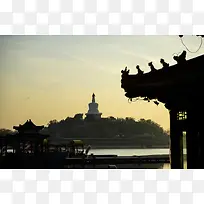 中国风复古湖边阁楼海报背景