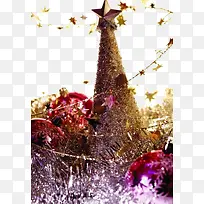 金色五星环绕的圣诞树免扣图片