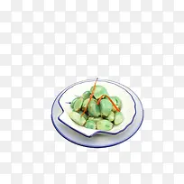 贝壳形盘子里的腊八蒜