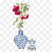 蓝色瓷瓶红色花朵