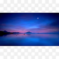 夜晚安详月空平静