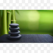 绿色竹林里的黑色棋子